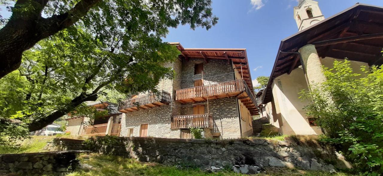 Apartmán La Casa Del Gigante Frassino Acceglio Exteriér fotografie